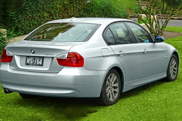 خرید انواع لوازم یدکی انواع ماشین‌های BMW 