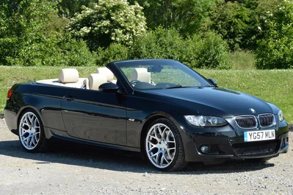 BMW 330i E93