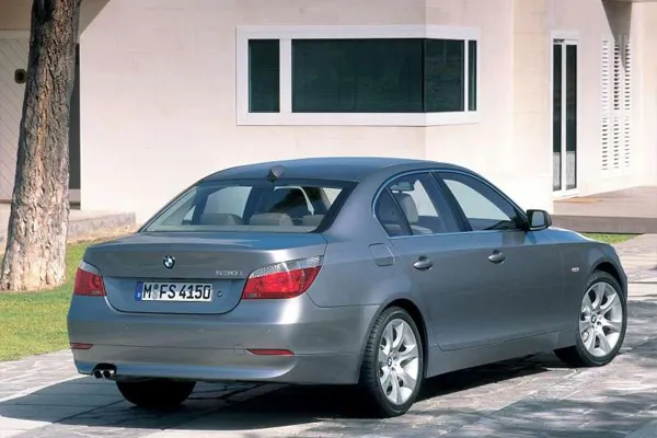 لوازم یدکی اصلی bmw 520i E60 موجود در بازار